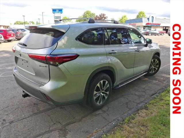 2021 Toyota Highlander Hybrid XLE