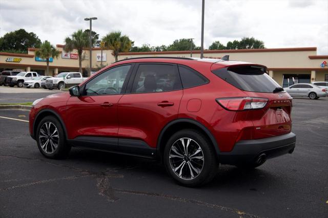 2021 Ford Escape SE