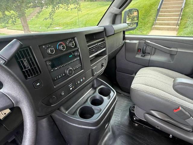 2019 GMC Savana 2500 Work Van
