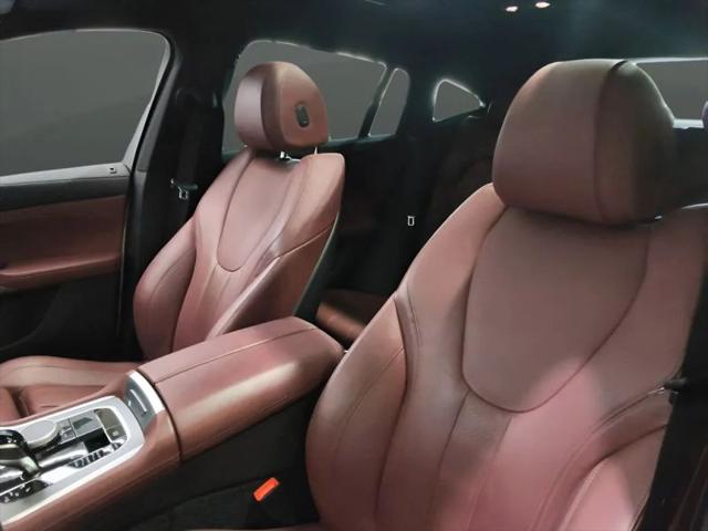 2022 BMW X6 xDrive40i