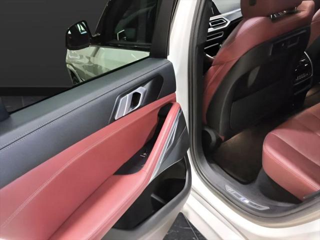 2022 BMW X6 xDrive40i