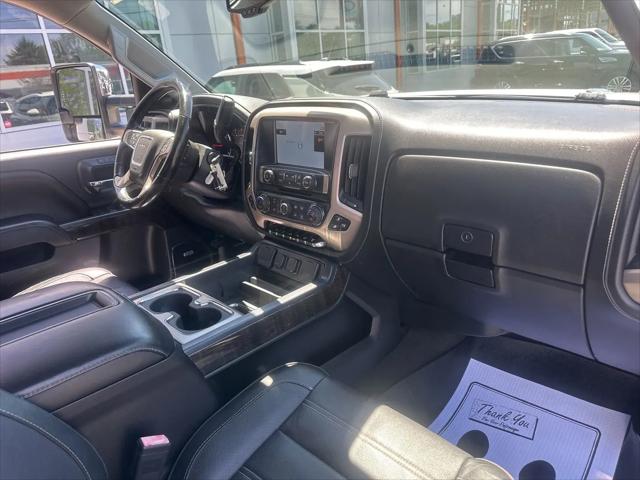 2015 GMC Sierra 3500HD Denali