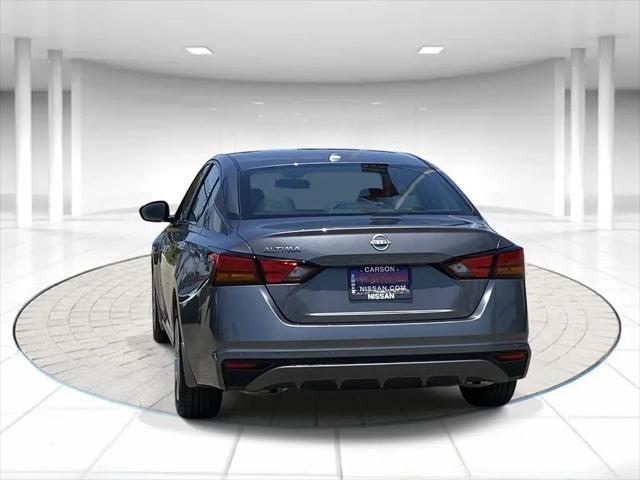 2025 Nissan Altima S FWD