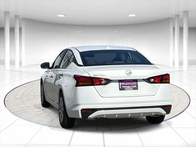 2025 Nissan Altima S FWD