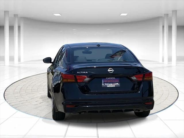 2025 Nissan Altima S FWD