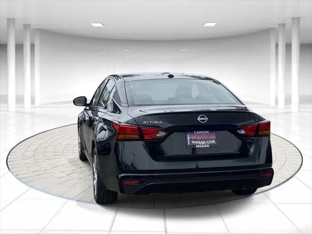 2025 Nissan Altima S FWD