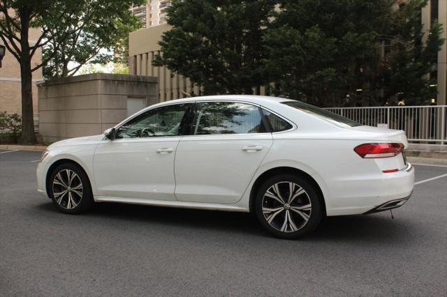 2022 Volkswagen Passat 2.0T SE