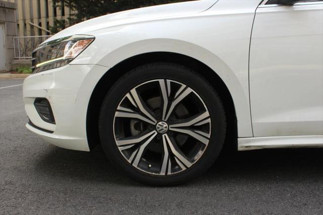 2022 Volkswagen Passat 2.0T SE