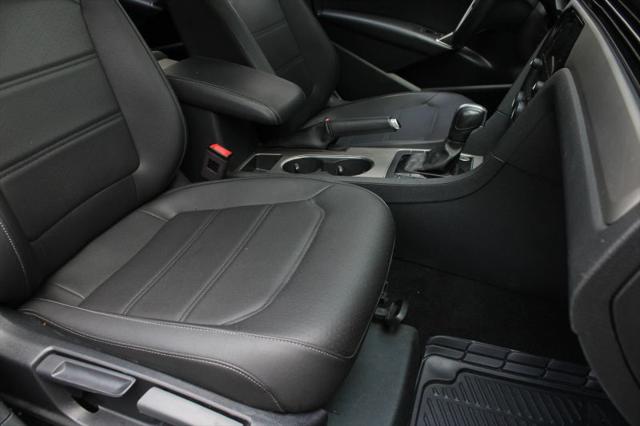 2022 Volkswagen Passat 2.0T SE
