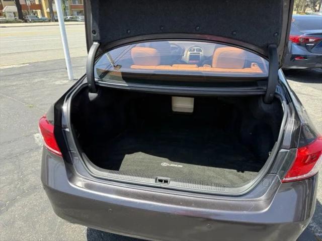 2011 Lexus ES 350 350