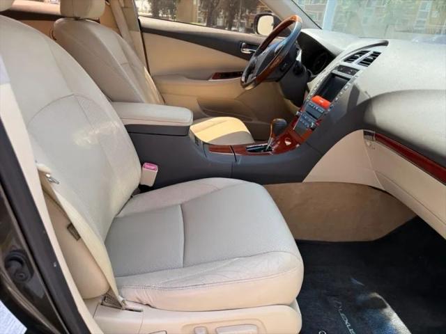 2011 Lexus ES 350 350