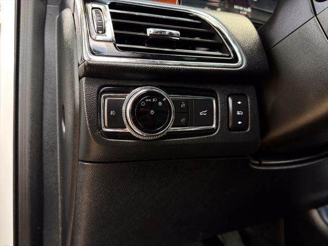 2018 Lincoln Navigator Select