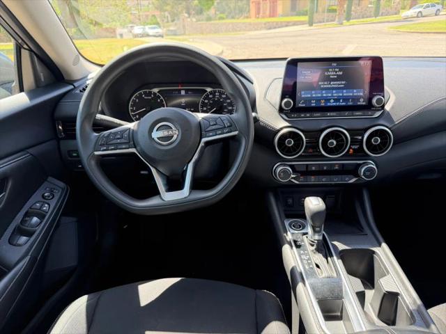 2024 Nissan Sentra SV Xtronic CVT