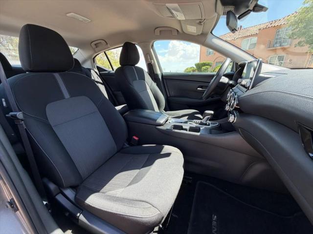 2024 Nissan Sentra SV Xtronic CVT