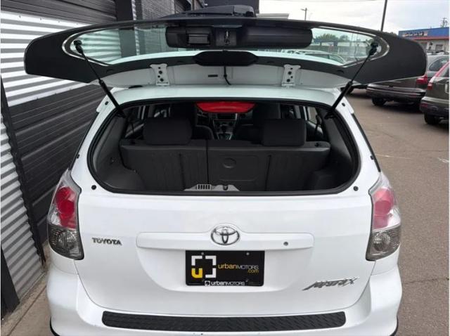 2008 Toyota Matrix Base
