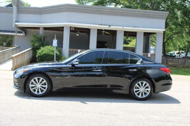 2015 INFINITI Q50 Premium