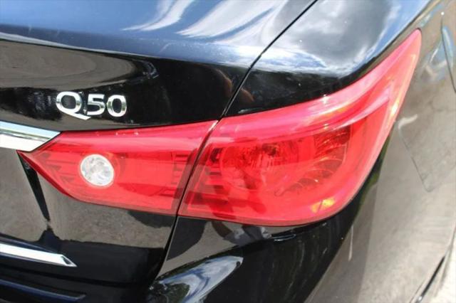 2015 INFINITI Q50 Premium
