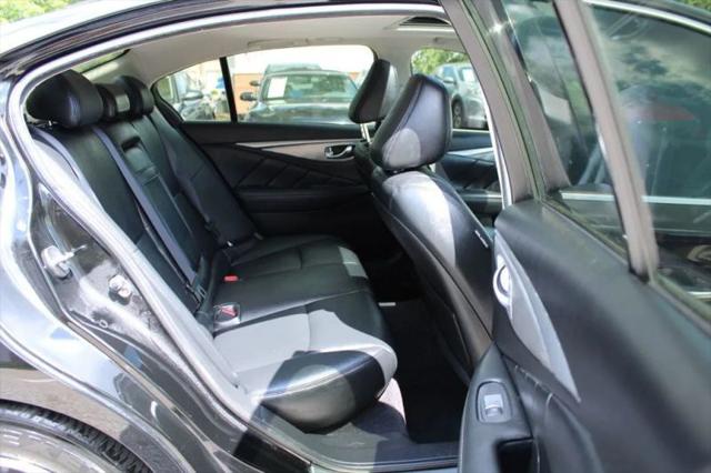 2015 INFINITI Q50 Premium
