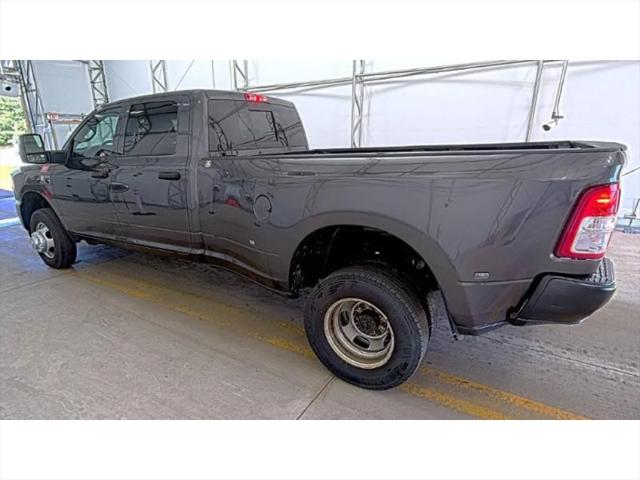 2024 Ram 3500 Tradesman Crew Cab 4x4 8' Box