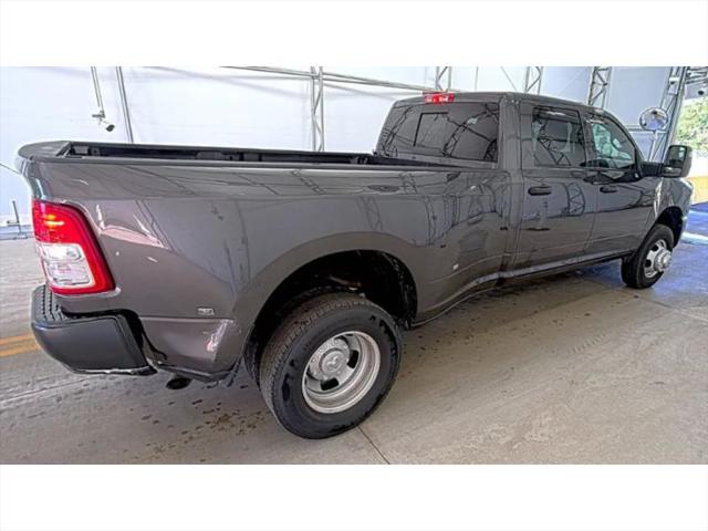 2024 Ram 3500 Tradesman Crew Cab 4x4 8' Box