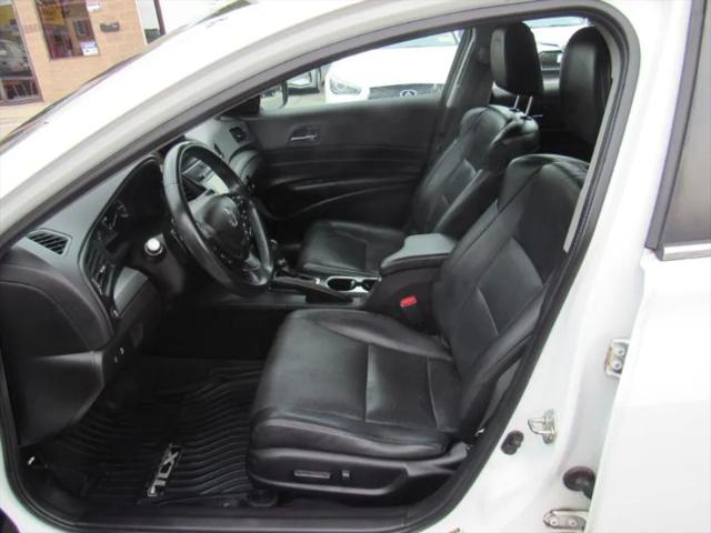 2016 Acura ILX Technology Plus Package