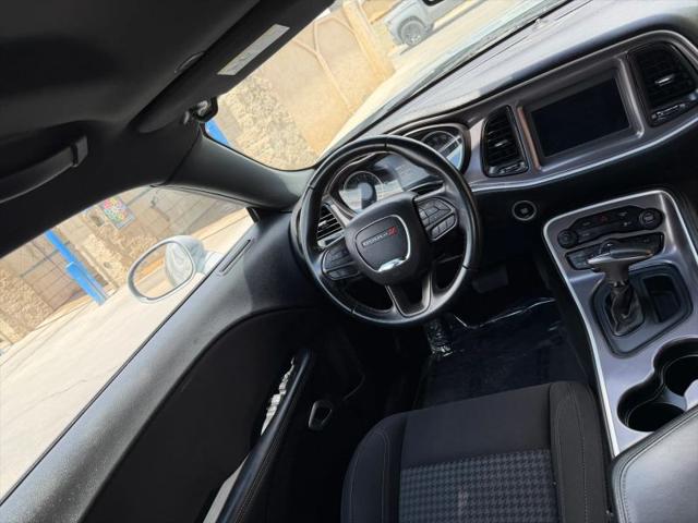 2022 Dodge Challenger SXT