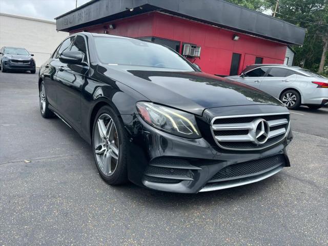 2018 Mercedes-Benz E-CLASS E 300 E 300