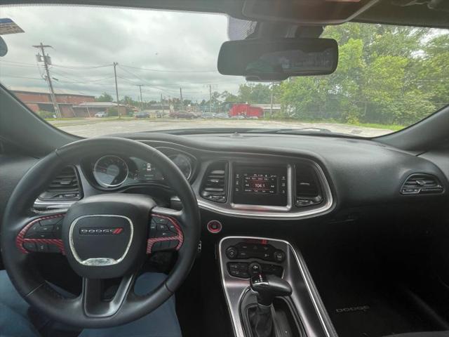 2017 Dodge Challenger SXT