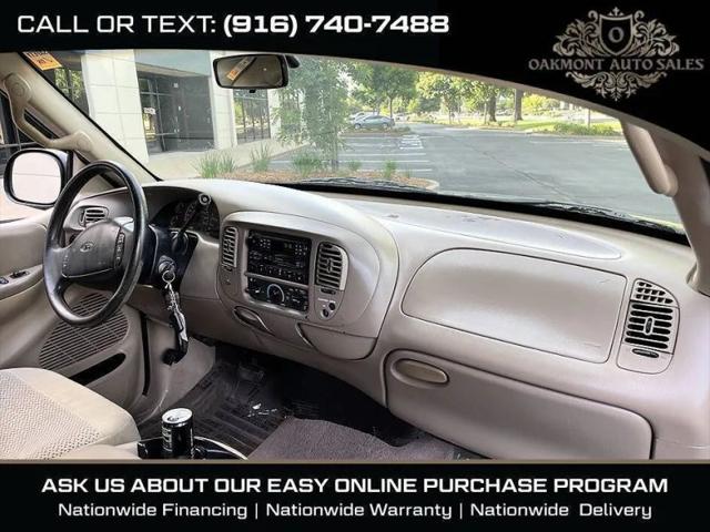 2000 Ford F-150 Base