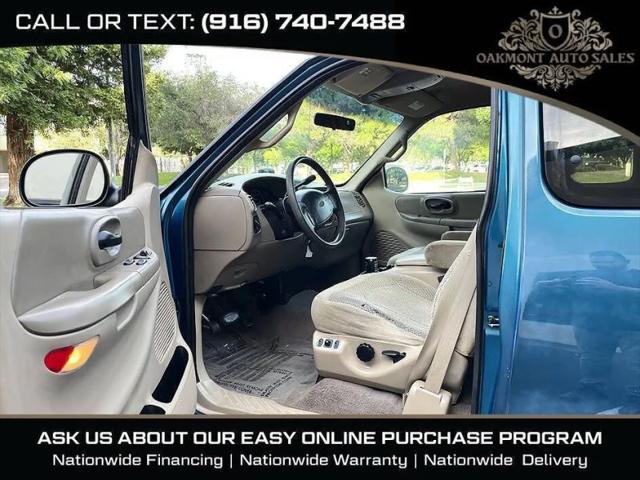 2000 Ford F-150 Base