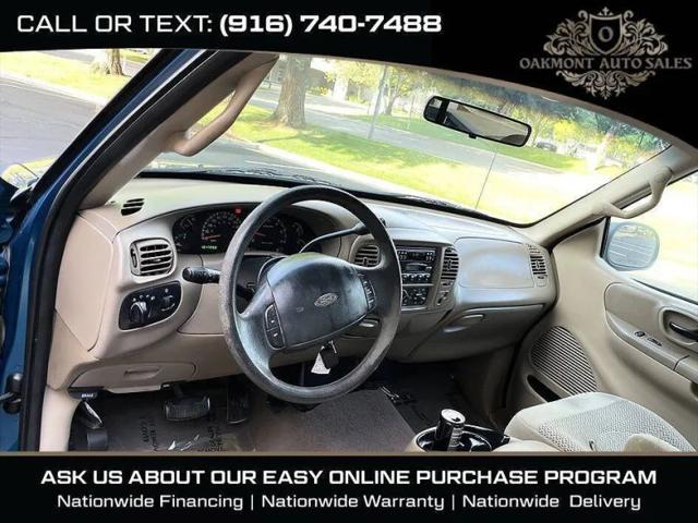 2000 Ford F-150 Base