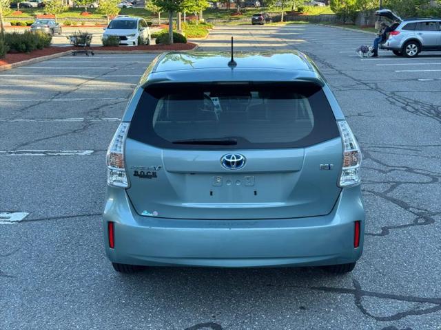 2013 Toyota Prius v Three