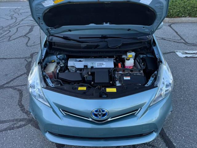 2013 Toyota Prius v Three