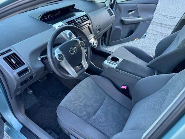 2013 Toyota Prius v Three