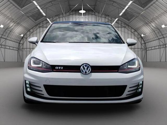 2016 Volkswagen Golf GTI SE 4-Door