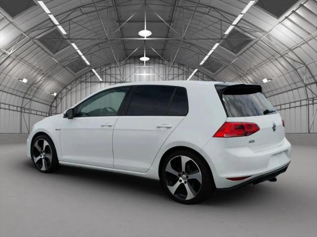 2016 Volkswagen Golf GTI SE 4-Door