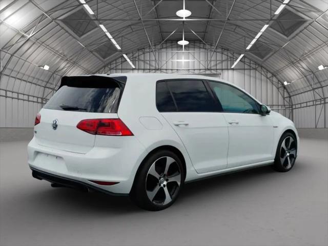 2016 Volkswagen Golf GTI SE 4-Door