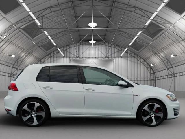 2016 Volkswagen Golf GTI SE 4-Door