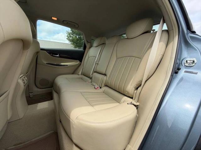2016 INFINITI QX50 Base