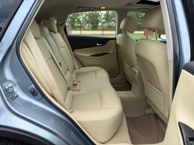 2016 INFINITI QX50 Base