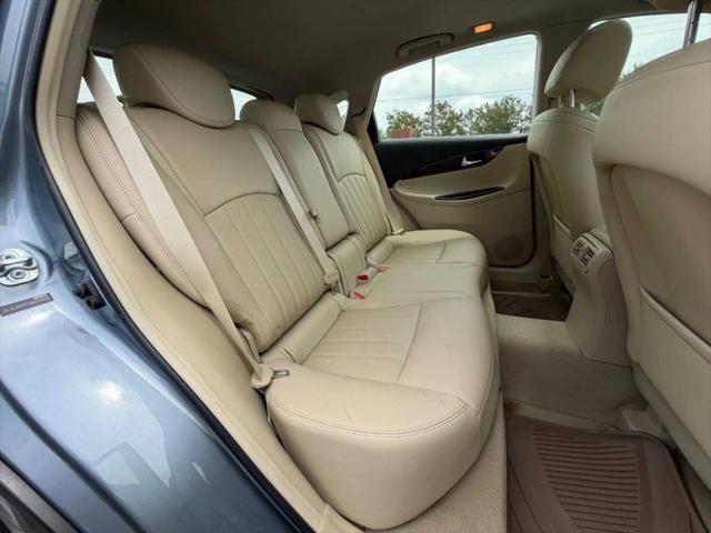 2016 INFINITI QX50 Base