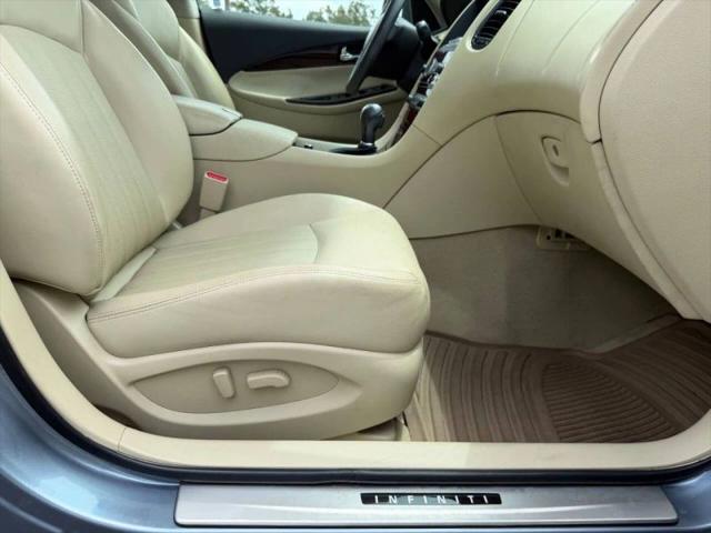 2016 INFINITI QX50 Base
