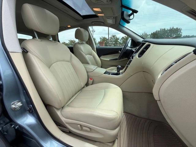 2016 INFINITI QX50 Base