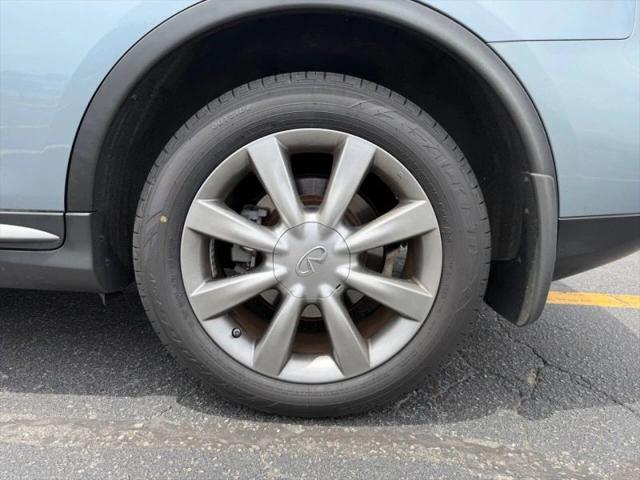 2016 INFINITI QX50 Base