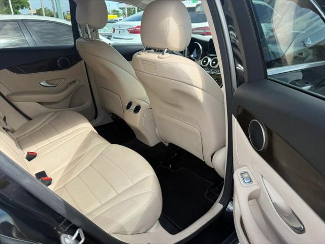 2019 Mercedes-Benz GLC 300