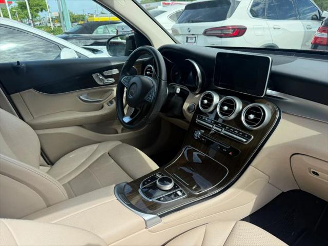 2019 Mercedes-Benz GLC 300