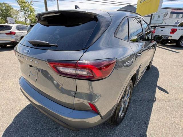 2023 Ford Escape ST-Line Select