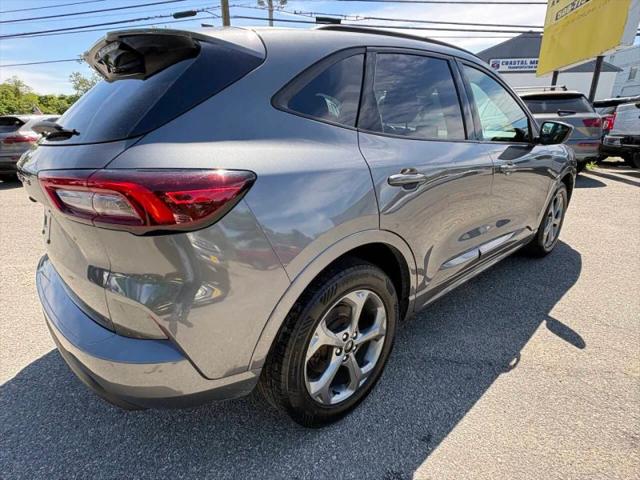 2023 Ford Escape ST-Line Select