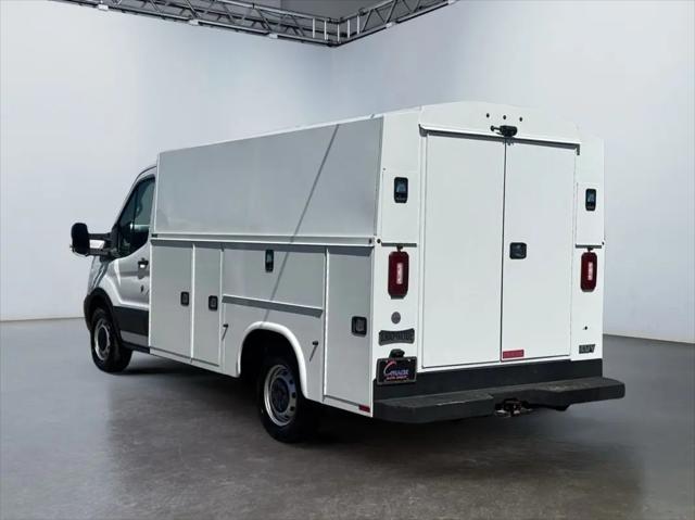 2022 Ford Transit Cutaway T-350