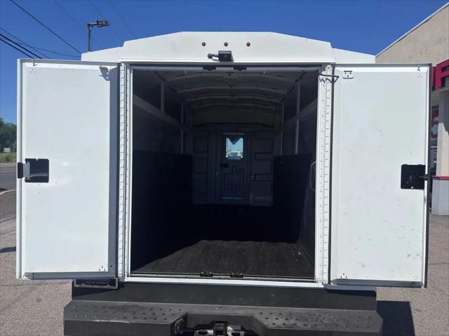 2022 Ford Transit Cutaway T-350